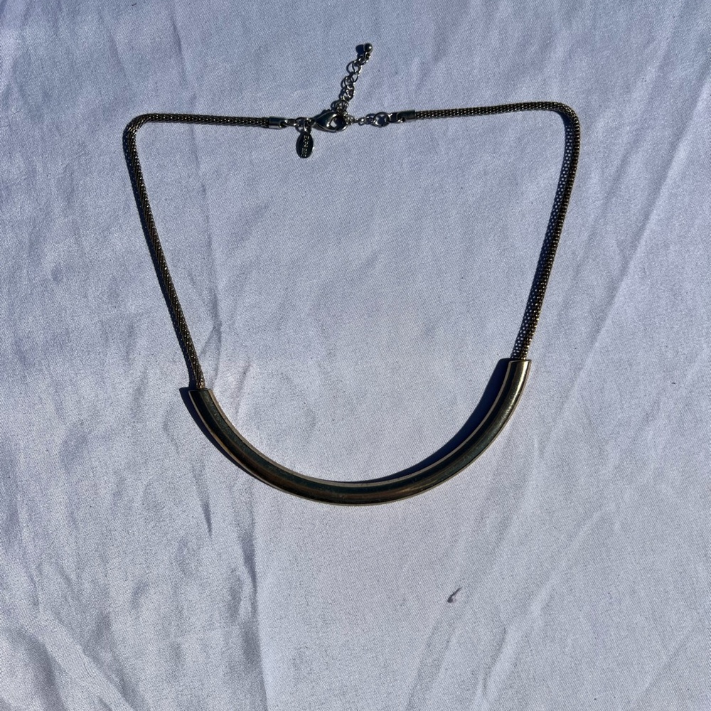Elegant Gold Necklace
